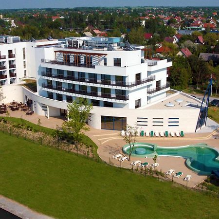 Vital Hotel Nautis Gárdony Buitenkant foto